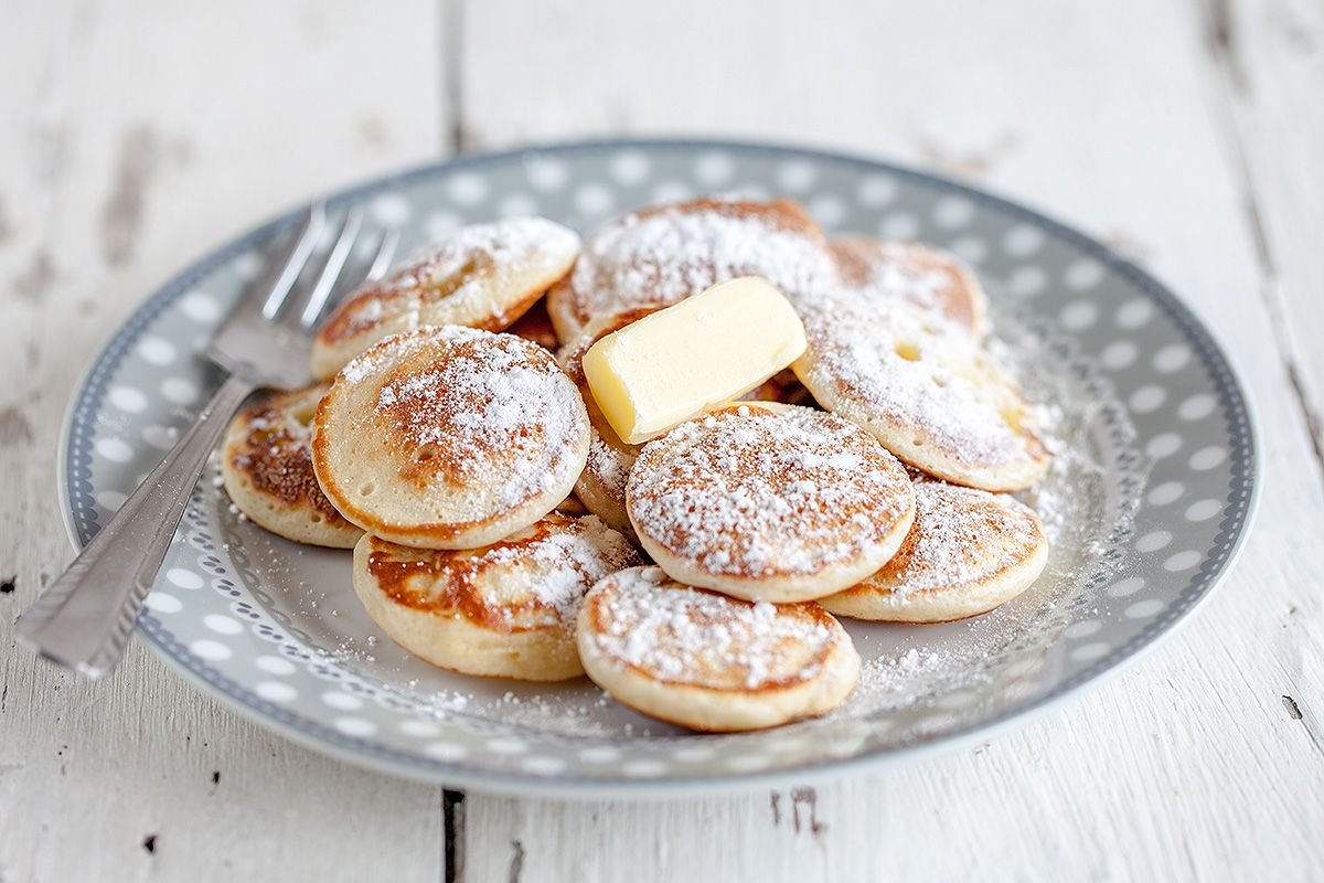 Dutch poffertjes